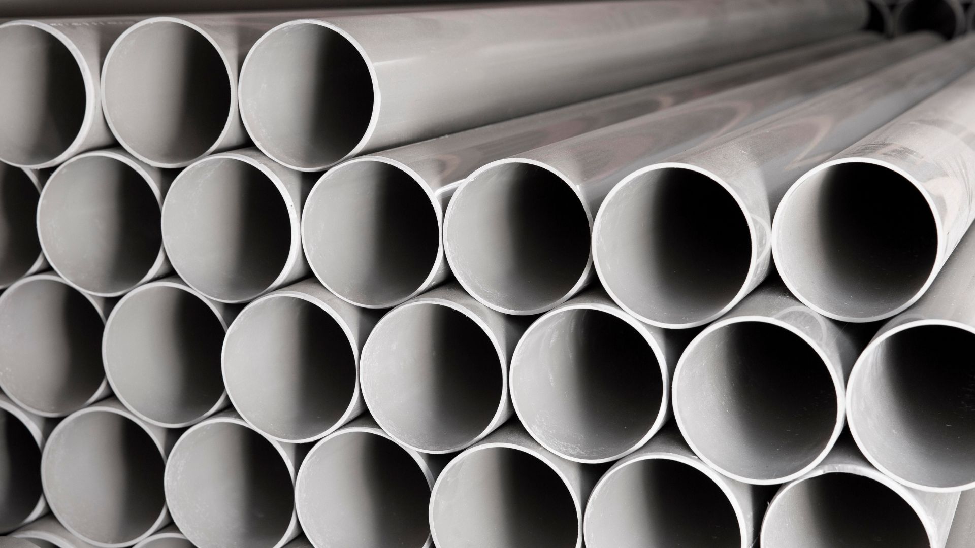 Calcium stearate helps improve extrusion stability and surface quality in PVC pipes 