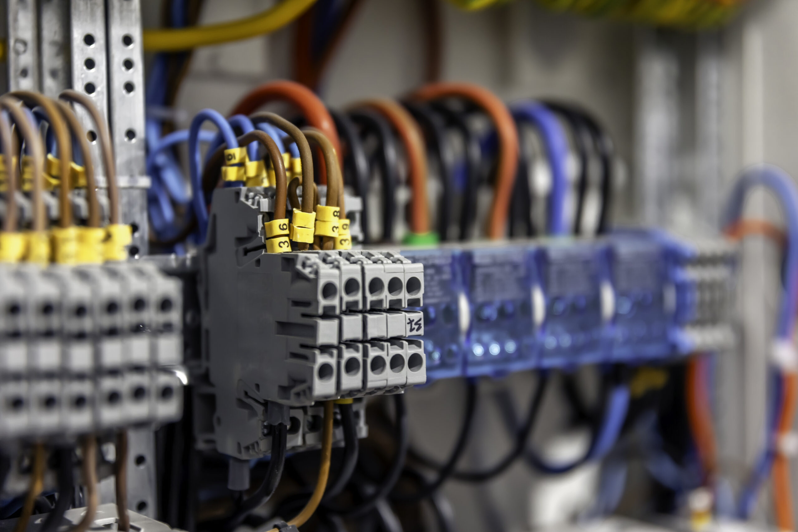 PP compounds used in automotive electrical and technical parts