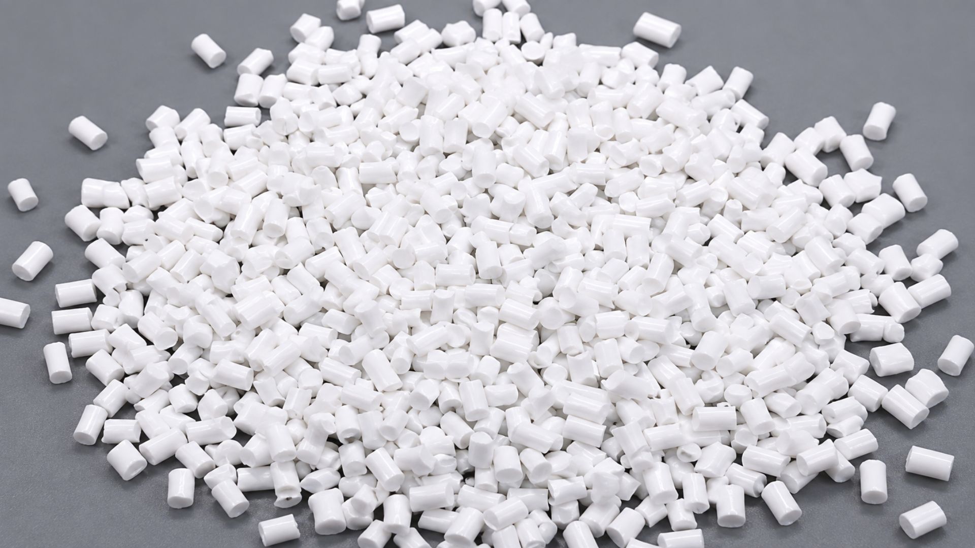 HIPS resin for tough and impact-resistant PS sheets